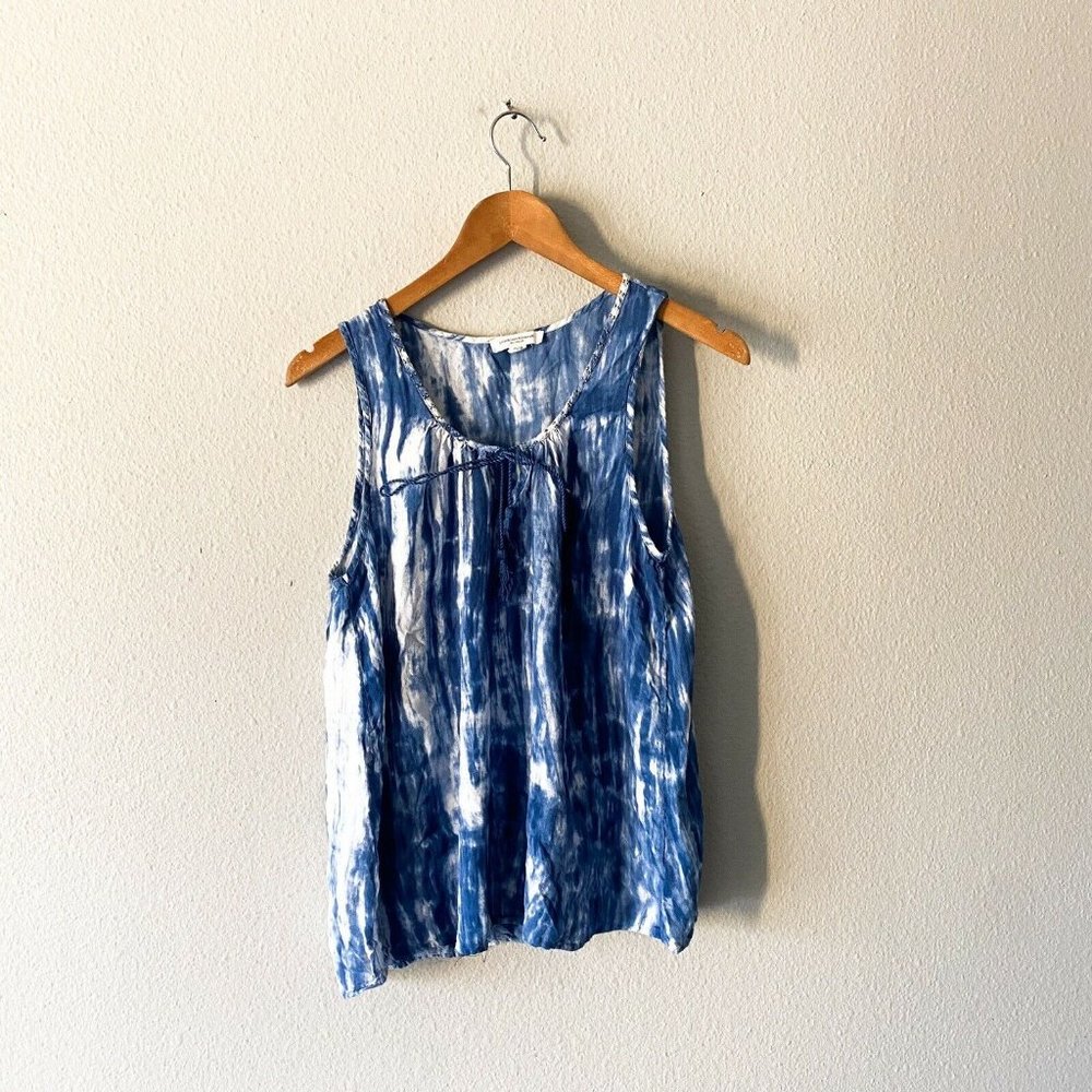 Beach Lunch Lounge blue cloudy abstract sleeveless silver bead detail blouse M